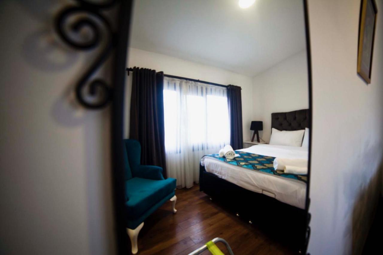 Galata Cicek Suites Istanboel Buitenkant foto